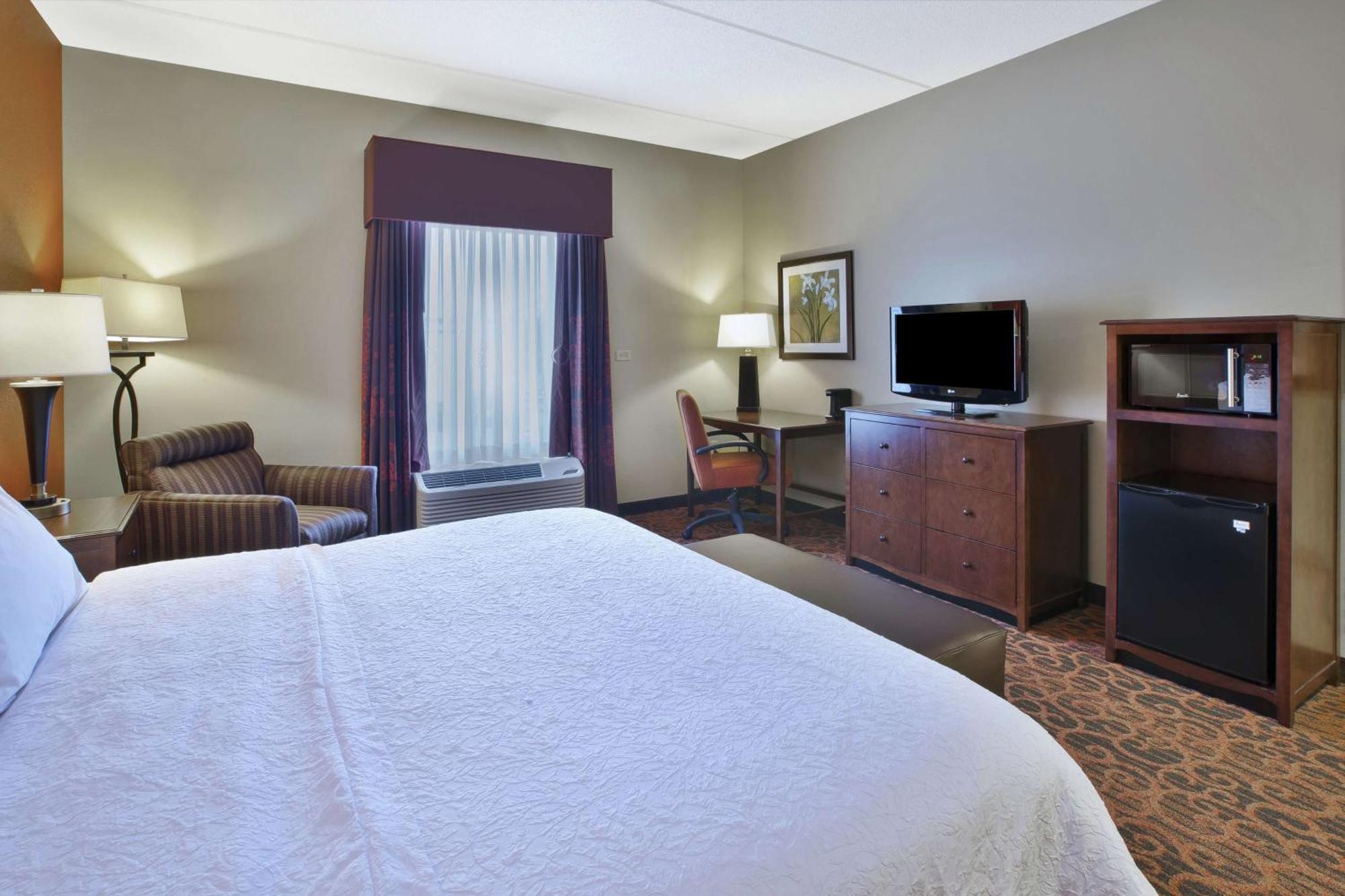 Hampton 3*